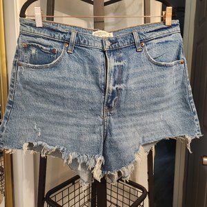 90s Relaxed Cutoff Short High Rise